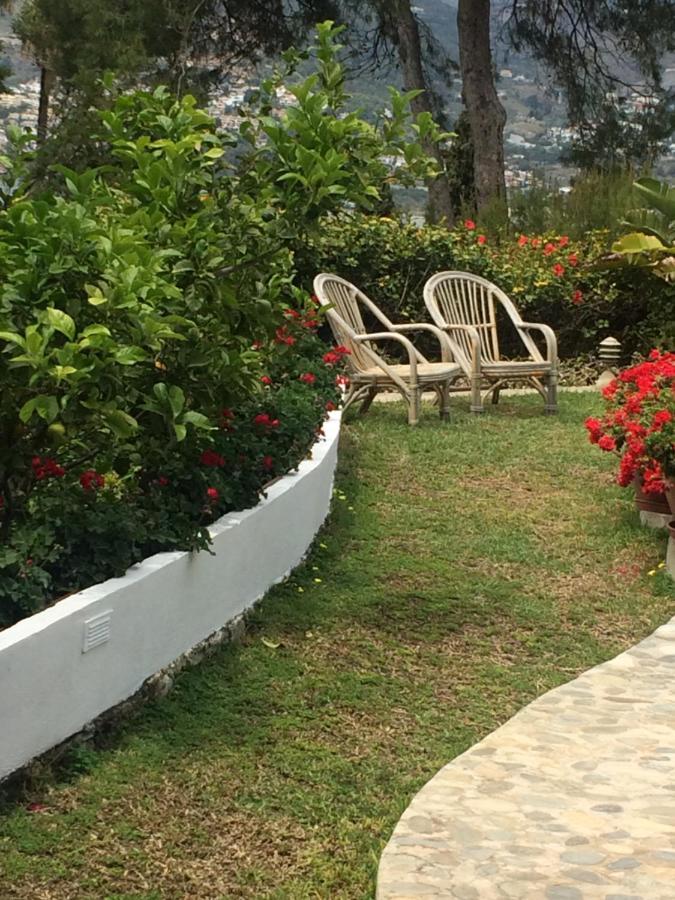 Villaquinta ลาเอร์ราดูรา ภายนอก รูปภาพ